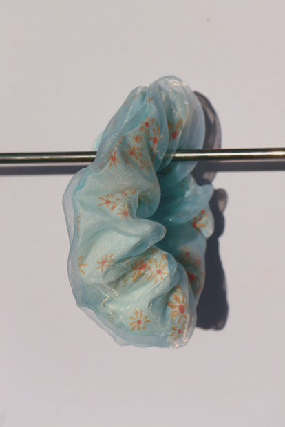 Blue Daisy scrunchies